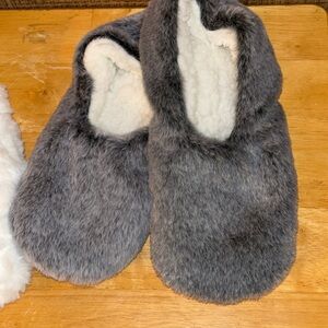 Auden Faux Fur Cozy Pull-On Slipper Socks with Grippers
